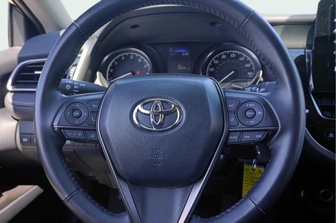 Used 2024 Toyota Camry SE image 23
