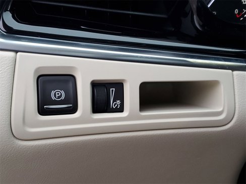 New 2025 Cadillac XT6 Premium Luxury w/ LPO, Floor Liner Package image 18