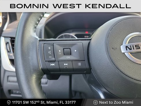 Used 2021 Nissan Rogue SL image 15