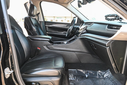 Used 2021 Jeep Grand Cherokee L Limited image 17