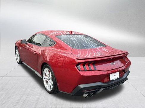 Used 2024 Ford Mustang GT Premium image 8