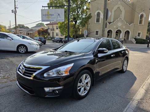 Used 2013 Nissan Altima 2.5 SL w/ Technology Pkg image 1