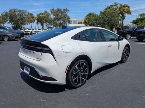 New 2026 Toyota Prius Plug-In Hybrid image 4