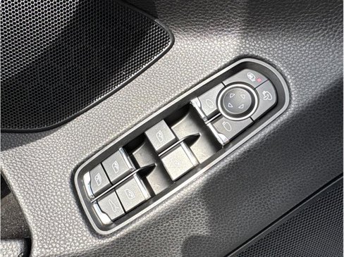 Used 2014 Porsche Panamera 4 image 9