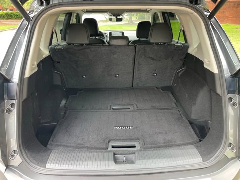 Used 2022 Nissan Rogue SL w/ SL Premium Package image 15