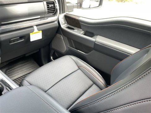 New 2025 Ford F350 Lariat image 17