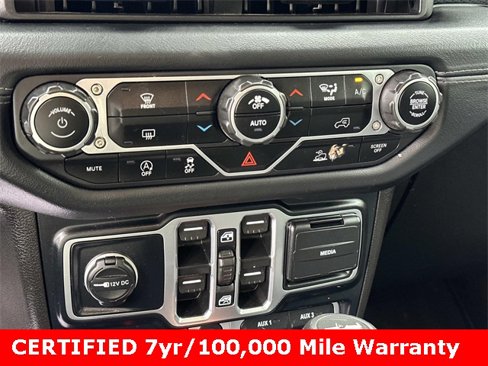 Certified 2024 Jeep Wrangler Unlimited Rubicon w/ Capability Package image 21