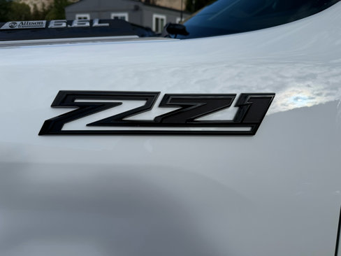 Used 2024 Chevrolet Silverado 2500 LT w/ Z71 Sport Edition image 9