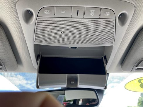Used 2023 Nissan Murano SV image 27