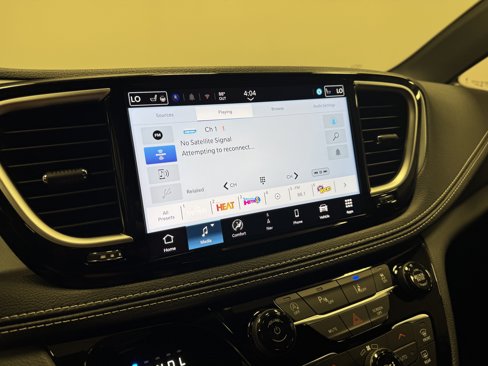 New 2026 Chrysler Pacifica Limited w/ S Appearance Package image 23