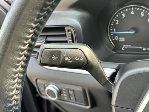 Used 2022 Ford Explorer XLT image 19