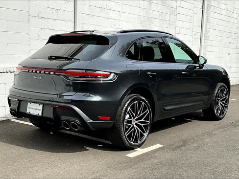 New 2026 Porsche Macan image 24