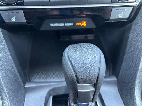 Used 2017 Honda Civic EX image 3