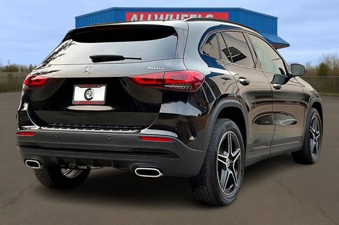 Used 2023 Mercedes-Benz GLA 250 4MATIC image 13