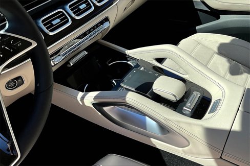 New 2026 Mercedes-Benz GLS 450 4MATIC image 8