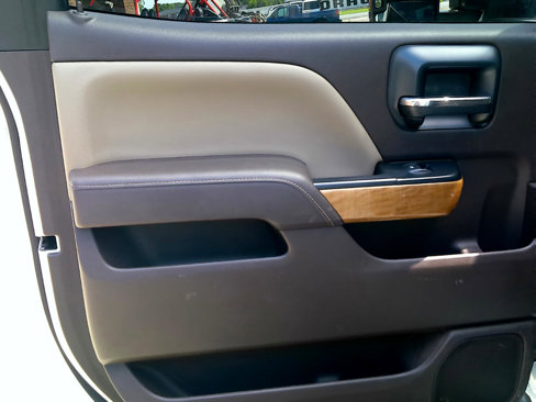 Used 2018 Chevrolet Silverado 2500 LTZ w/ Duramax Plus Package image 23