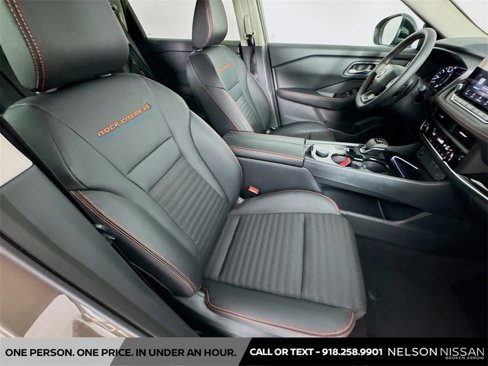 New 2026 Nissan Rogue SV image 27
