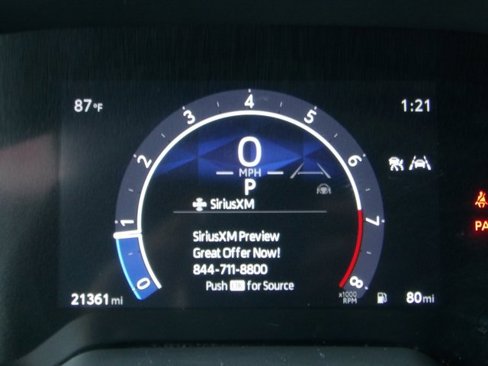 Used 2024 Toyota Corolla Cross XLE image 42