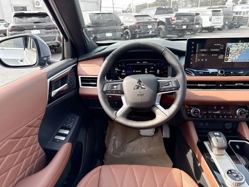 New 2025 Mitsubishi Outlander SEL image 27