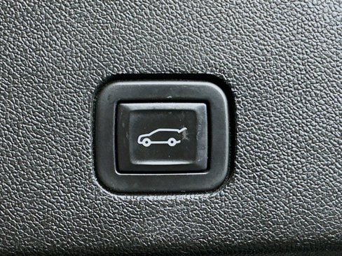Used 2020 Cadillac XT6 Premium Luxury image 32