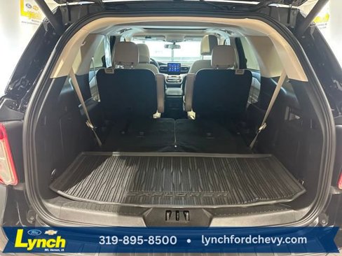 Used 2024 Ford Explorer XLT w/ Equipment Group 202A image 24