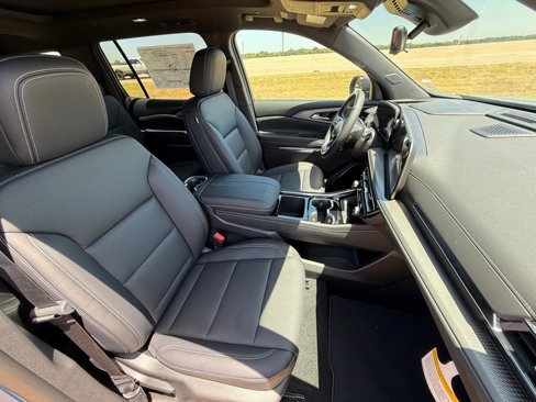 New 2026 Chevrolet Traverse LT w/ Enhanced Driving Package image 19