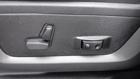 Used 2024 RAM 2500 Big Horn w/ Night Edition image 18