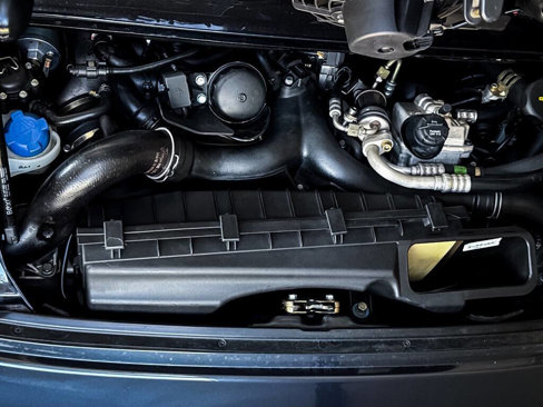 Used 2004 Porsche 911 Turbo image 29