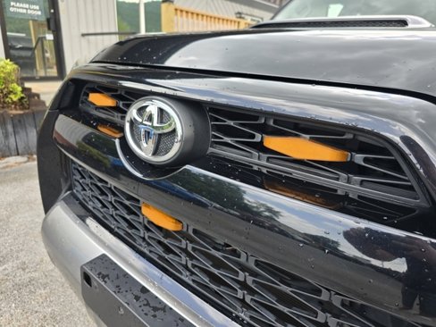 Used 2018 Toyota 4Runner TRD Off-Road Premium image 21