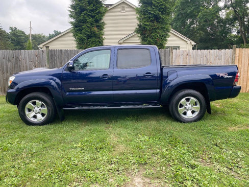 Used 2013 Toyota Tacoma 4x4 Double Cab image 1