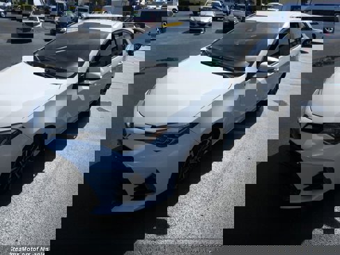 Used 2019 Toyota Corolla SE image 3