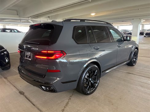 New 2026 BMW X7 M60i image 4