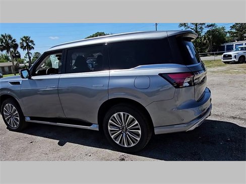 New 2025 INFINITI QX80 Sensory image 17