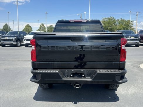 Certified 2024 Chevrolet Silverado 1500 Custom w/ LPO, Dark Essentials Package image 9