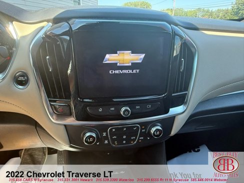 Used 2022 Chevrolet Traverse LT image 16