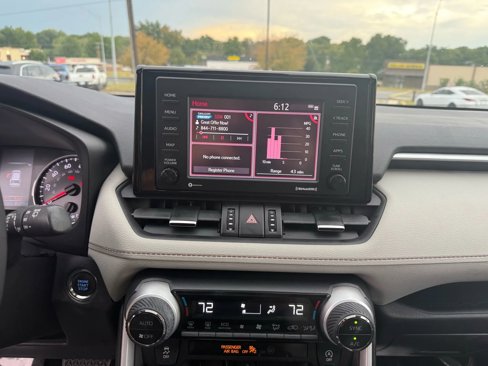 Used 2023 Toyota RAV4 LE image 22