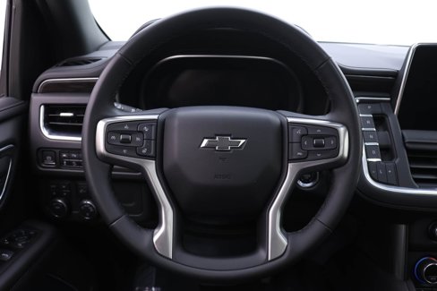Used 2023 Chevrolet Suburban Z71 w/ Luxury Package image 10