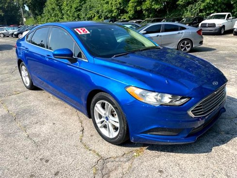 Used 2018 Ford Fusion SE w/ Fusion SE Technology Package image 5