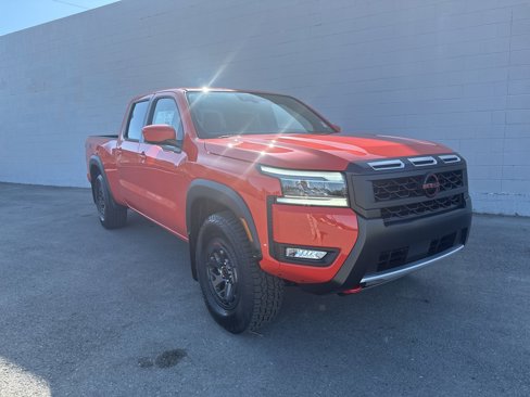 New 2025 Nissan Frontier PRO-4X w/ Interior Protection Package image 1