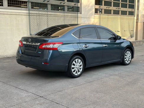 Used 2014 Nissan Sentra S image 3