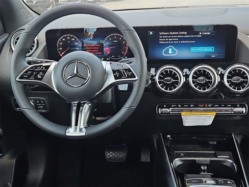 New 2026 Mercedes-Benz GLA 250 image 17