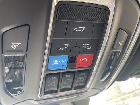 New 2025 Jeep Grand Cherokee Limited 4xe image 35