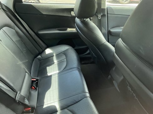 Certified 2020 Kia Optima SE image 6