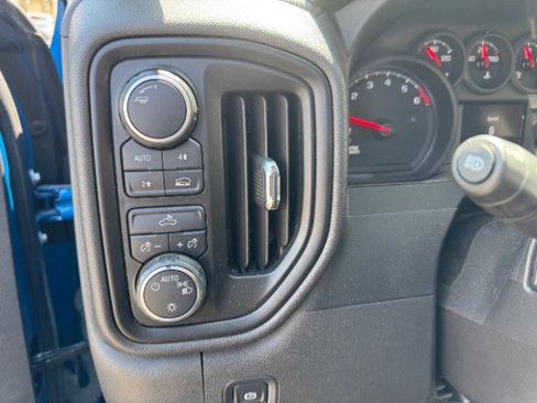 Used 2022 Chevrolet Silverado 1500 Custom w/ LPO, Dark Essentials Package image 22