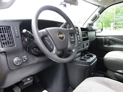 Used 2021 Chevrolet Express 2500 w/ Driver Convenience Package image 13
