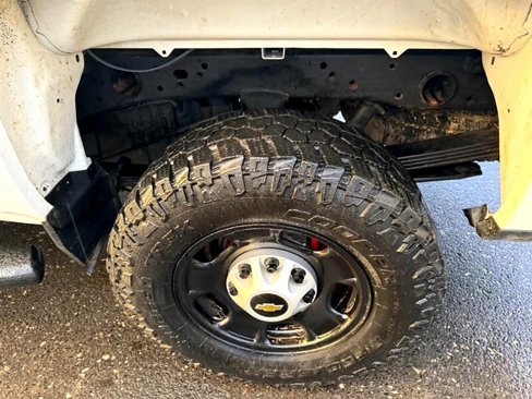 Used 2019 Chevrolet Silverado 2500 W/T image 35