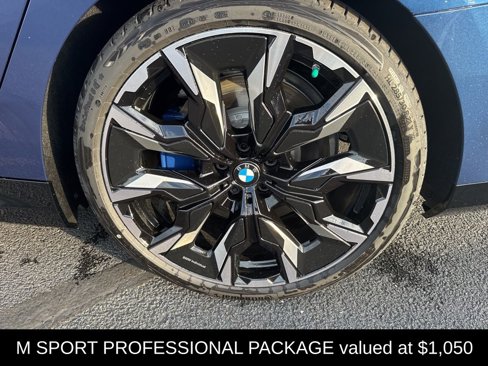 New 2026 BMW 550e xDrive image 6