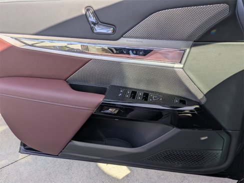 New 2025 BMW i7 eDrive50 w/ Premium Package image 15