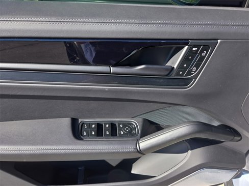 Certified 2024 Porsche Cayenne Turbo GT image 7