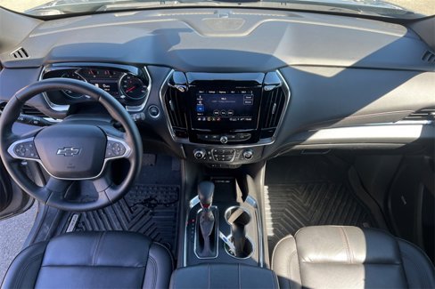 Used 2023 Chevrolet Traverse RS image 18